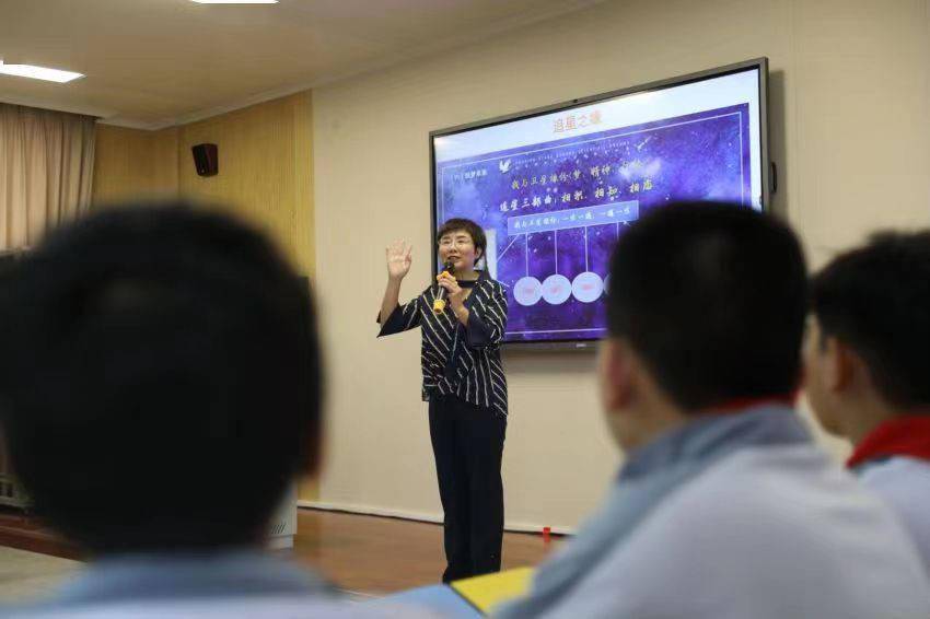 曹靜:粵港澳大灣區(qū)科技館聯(lián)盟科學(xué)表演秀巡演活動(dòng)走進(jìn)梅州