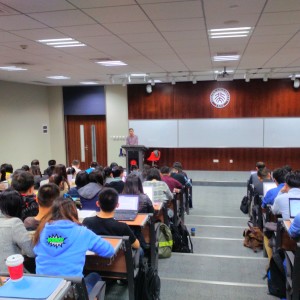 崔建遠(yuǎn):崔建遠(yuǎn)教授開展題為“民法典編纂的思考”的南燕法學(xué)家系列講座